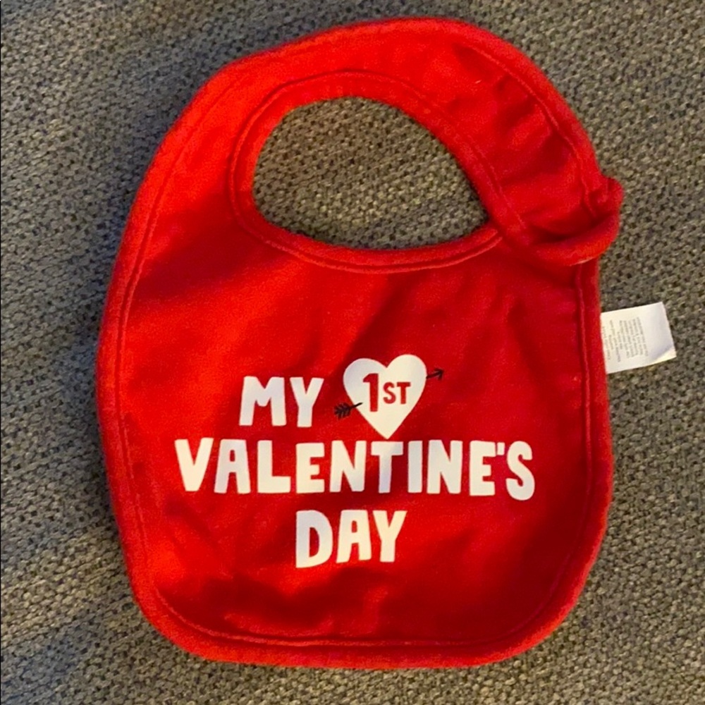 NWOT ❣️My 1st Valentines Day Bib ❣️